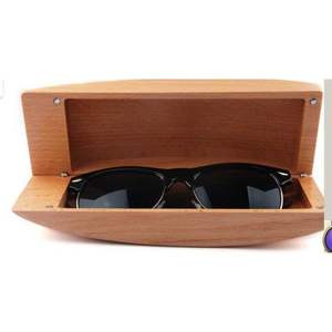 Elegante Caja de Madera para Guardar Gafas |   Trabajo Artesanal Personalizado |   Venta al por Mayor a Granel - Product Image 1