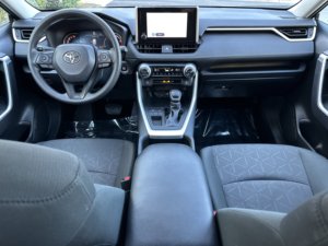 Toyota RAV4 XLE 2024 Usada en Buen Estado - Product Image 5