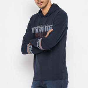 Sweat à capuche en tricot pour homme avec logo sur le devant, anti-boulochage, manches longues, pour un style décontracté et chaud - Product Image 4