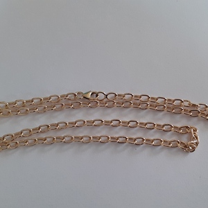 Chaîne en or 14 carats avec motif croix étoilée, plaquée or blanc, jaune et rose, ornée de perles et de diamants, idéale pour les occasions religieuses et de mariage - Product Image 1