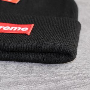 Gorro de punto personalizado de Color sólido Unisex para mantener el calor, nuevo gorro de invierno de Hip Hop, gorros de calavera de punto suave con logotipo personalizado - Product Image 4