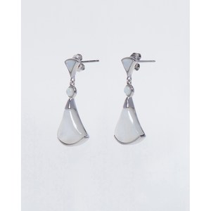 ต่างหูมุกทรงแฟนซีดีไซน์เก๋ - Product Image 4
