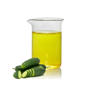 Fabricant d'huile de graines de concombre pure, naturelle et biologique pressée à froid, également connue sous le nom d'huile essentielle de fruit de concombre
