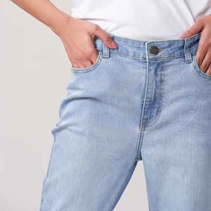 Pantalones de mezclilla lavados de cintura alta personalizados de alta calidad para mujer, pantalones de mezclilla rectos hechos con el mejor material para mujer - Product Image 2