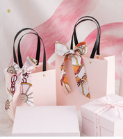 Coffret Cadeau de Luxe Haut de Gamme Rose en Carton Rigide avec Ruban, Emballage Personnalisé Gaufré sur Mesure pour Parfums, Cosmétiques et Bougies