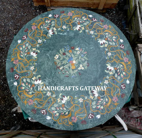 สีเขียวอ่อน