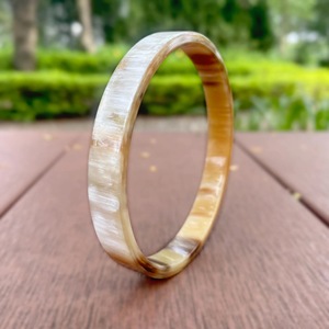 Bracelets en corne de buffle naturelle, fabrication artisanale de bijoux en corne de buffle - Product Image 1
