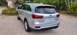 Meilleures ventes 2019 K-i-a S-o-r-e-n-t-o LX FWD SUV Transmission Automatique - Product Image 3