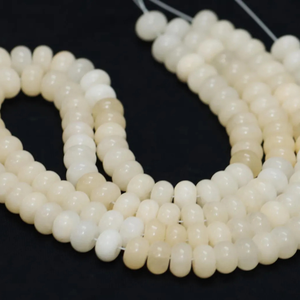 Cuentas Redondas de Cuarzo con Efecto Perla: Piedras Preciosas AAA para Joyería y Artesanía (7-8 mm, 15 pulgadas) - Product Image 3