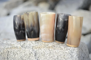 Auténtica jarra de cuerno Robusto, elegante y atemporal Barware de Crescent Crafts - Product Image 3