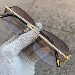 Nouvelles lunettes de soleil polarisées UV400 personnalisées HIPHOP STAR avec verres antireflets, monture durable en métal et PC, boîte de luxe, effet miroir - Product Image 3