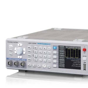 Generador de Onda Sinusoidal Arbitraria de 25MHz Rohde & Schwarz HMF2525 Usado - Product Image 3