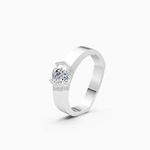 Anillo de compromiso solitario para hombre con diamante cultivado ético, de 0.94 ct, en oro amarillo, blanco y rosa de 9K, diseño llamativo. - Product Image 2
