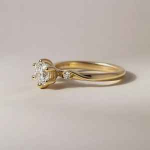 Bague en or jaune 14 carats avec diamant de laboratoire taille coussin de 1,11 carat, style Art déco, cadeau de promesse ou d'anniversaire pour un partenaire - Product Image 3