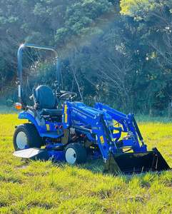 4X4 100HP New Holland Tracteur agricole agricole pour la vente. - Product Image 5