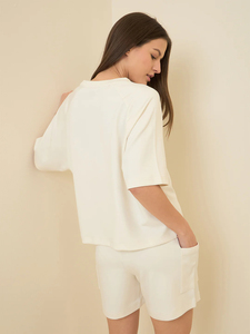 ชุดเสื้อยืดและกางเกงขาสั้นทรงหลวมระบายอากาศได้ดี พร้อมเชือกผูกเอว ขายดี ผลิตจากผ้าฝ้าย 100% - Product Image 6