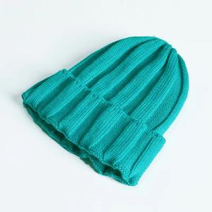 Gorro de Invierno Acrílico Premium Resistente al Viento, Personalizado con Bordado, Cálido, con Pompón, Diseño Jacquard, Gorro de Calavera, Fabricantes al por Mayor - Product Image 4