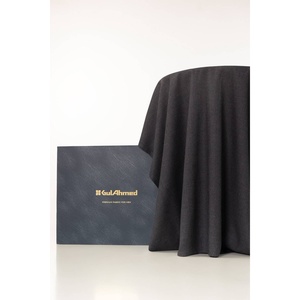 Tissu en laine peignée non cousu Eternal Blue avec boîte cadeau - Product Image 5