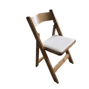 Chaise de salle à manger en bois de qualité supérieure, design exceptionnel, fabrication au Pakistan. Nouveau design onirique inspiré pour événements et mariages. - Product Image 1