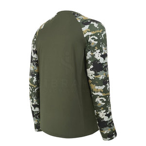 Tenue de pêche conçue pour les sports de plein air avec un tissu léger et flexible offrant confort pendant l'activité de pêche - Product Image 5