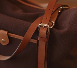 Sac fourre-tout vintage pour femme en cuir véritable et toile, petit sac à bandoulière tendance avec fermeture éclair, sac à main hobo - Product Image 2