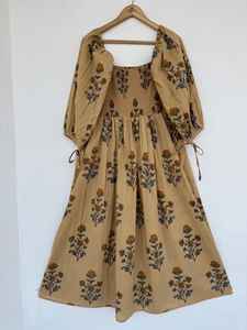 Robe longue indienne à col en V et manches évasées avec broderie anglaise 100 % coton écologique infroissable - Product Image 5