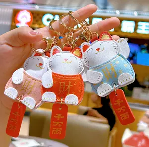 Hot Maneki Neko Cartoon Lucky Cat Pet Sleutelhanger Voor Vriend Cadeau Schattige Lederen Autotas Telefoonhouder Accessoires Sleutelhangers