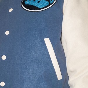 Chaqueta universitaria con bordado de chenilla y parche de lana con logotipo personalizado al por mayor, ropa de calle de lona para hombre, fabricantes de ropa de invierno - Product Image 3