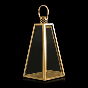 Bougeoir en métal fait à la main de qualité supérieure, lanterne de bougie disponible à l'exportation d'un fabricant indien - Product Image 6