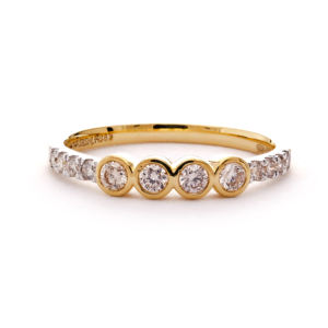 Anillo de Boda de Oro con Diamantes Redondos en Forma de Burbuja - Product Image 1