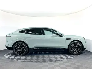 2023 A V A R T R 11 90 kWh I Sedan Batterie au lithium Pneus R18 Sièges en cuir Caméra arrière Double transmission - Product Image 5