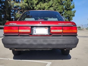 รถยนต์มือสอง พวงมาลัยซ้าย/ขวา โตโยต้า แคมรี่ ดีลักซ์ ซีดาน ปี 1990 ระบบขับเคลื่อนออลแทรค - Product Image 5