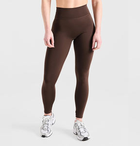 Venta al por mayor de mallas de compresión de cintura alta para mujer con bolsillos profundos tela elástica suave ropa deportiva sin costuras para Yoga gimnasio Fitness - Product Image 1