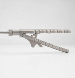 Pinza Portaagujas Laparoscópica Manual MEDZORA SURGICAL MS-1496, Herramienta de Enseñanza, Instrumento de Entrenamiento de Laparoscopia, Reutilizable - Product Image 3