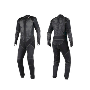 Traje Interior de Motociclismo Dainese D-CORE AERO, Transpirable, para Verano, con Pantalones, Ropa Deportiva Estampada - Product Image 1