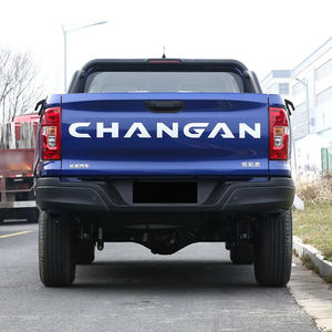 Pick-up de luxe d'occasion 2024, 2.0T essence, transmission semi-automatique, 4x4, options 2RM, benne longue, utilitaire robuste - Product Image 5