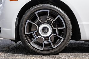 Rolls-Royce Wraith 2021 d'occasion, excellent état, prêt à être expédié - Product Image 5