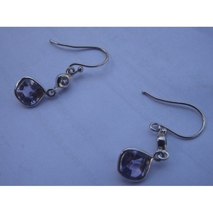 Boucles d'oreilles pendantes Shah Gems en argent sterling 925, améthyste naturelle et topaze blanche, design inspiré de la goutte d'eau pour femmes - Product Image 1