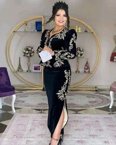 DISEÑADOR DE VESTIDO TRADICIONAL ARGELIANO NEGRO CAFTAN KARAKOU CON ADORNADO CON CUENTAS DE CRISTAL, PIEDRA, DABKA WORK @ 2023 - Product Image 1
