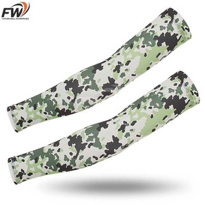Manchon de bras de jeu personnalisé pour homme et femme, imprimé sur mesure, grande taille, compression graduée, séchage rapide, Spandex/Polyester - Product Image 2