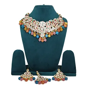 Juego de Collar Meenakari Chapado en Oro de 18K con Dibbi Kundan Multicolor Sin Cortar, Joyería Cultural Coleccionable - Product Image 4