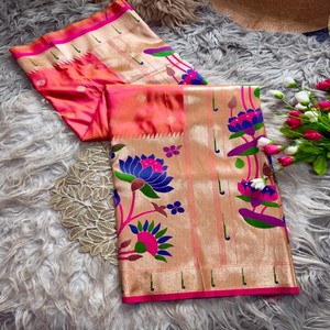 Sari de Seda Paithani VASTRA COTTAGE con Pallu Dorado, Diseño Floral de Loto y Pavo Real, Borde Tradicional con Buttis para Bodas - Product Image 5