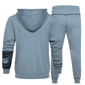 ชุดวอร์มกีฬาแบบกำหนดเองสำหรับผู้ชาย ชุดวอร์มกีฬาแบบสีตัดกันสำหรับวิ่งออกกำลังกาย ชุดวอร์มลายพรางสำหรับผู้ชาย - Product Image 2