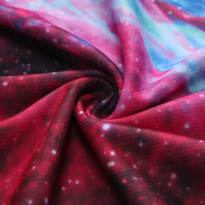 Camiseta de poliéster 100% para hombre, camiseta de sublimación transpirable y cómoda para hombre y mujer, hecha con material suave - Product Image 6