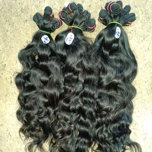 Cabello Remy indio Tramas rizadas profundas y vendedores de cabello virgen ondulado Cabello humano crudo de calidad Temple-Grade - Product Image 1