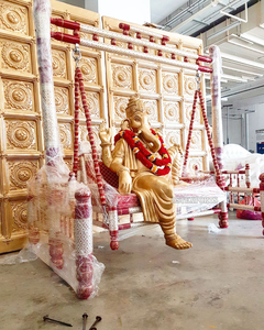 Vestíbulo de boda con tema tradicional Ganesha en Swing Entrada de Boda del Sur Columpio y Ganesha Tema vibrante Vestíbulo DE BODA Srilankan - Product Image 2