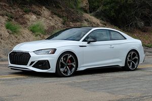 รถออดี้ RS5 คูเป้ ปี 2024 มือสอง สภาพดี 444 แรงม้า เครื่องยนต์ V6 ทวินเทอร์โบ พร้อมชุดแต่ง Black Optic Carbon และ Dynamic Packages ไม่ได้ดัดแปลง - Product Image 2