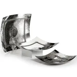 Ensemble de 3 plateaux carrés en aluminium pour servir des fruits secs, des dattes, de qualité alimentaire, meilleurs prix, plateaux décoratifs faits à la main de forme carrée - Product Image 1