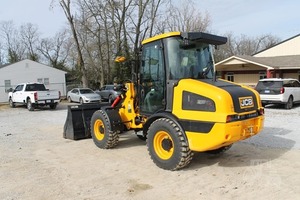 Chargeuse compacte sur pneus JCB 407 2024, 45 tonnes, pompe hydraulique MOOG - Product Image 2