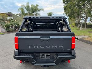 Toyota Tacoma Trailhunter 2024, Doble Cabina, 4x4, Gasolina, Bajo Kilometraje - Product Image 3